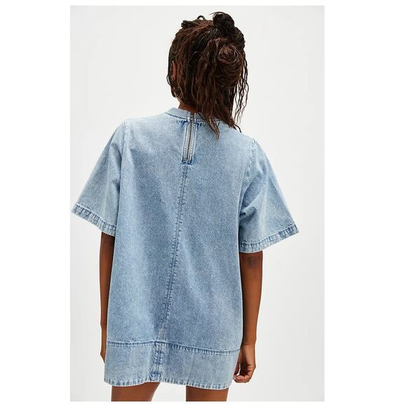 Free People Harlow Denim Minidress Size Medium - Picture 2 of 12